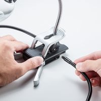 サンワダイレクト スタンドルーペ（拡大鏡・LEDライト付・クリップ対応・レンズ径11cm・クリップ付アーム付属） 400-LPE016 1個（直送品）