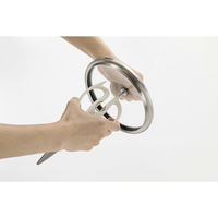 貝印 KK 多機能キッチンバサミ(マグネットケース付き) DH8006 1本（直送品）