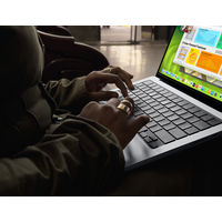 【在庫限り終了】Apple MacBook Pro 14インチ Liquid Retina XDRディスプレイ スペースブラック MRX33J/A