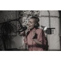 SHURE ポッドキャストマイクロホン MV7K-J 1個（直送品）