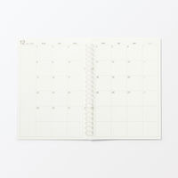 無印良品 リフィルノート リフィル マンスリースケジュール ２０２５年１２月始まり Ａ５・２０穴 月曜始まり 六輝 祝日 月齢なし
