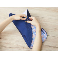 広がるランチバッグ ネイビー 1枚 マーナ ランチマット 弁当袋 弁当包み お弁当箱グッズ