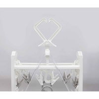 東和産業 洗濯ハンガー 42ピンチ カモイにも干せる角ハンガー 洗濯物干し ピンチハンガー 鴨居 ハンガー 346396 1個