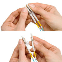 サンワサプライ メガネ型光ファイバケーブル（マルチ50μmOM4、LC×2-LC×2、5m） HKB-OM4LCLC-05 1個（直送品）