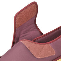 竹虎 転倒予防シューズ つま先つき あずき M 091273 1足 W1799