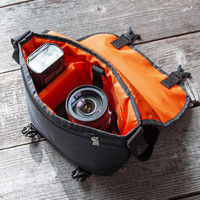 サンワダイレクト 一眼レフカメラバッグ/ショルダーバッグ（アルファデザイン・Lサイズ・ネイビー） 200-DGBG017NV 1個（直送品）