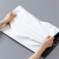 【宅配袋】アスクル 現場のチカラ ビニール宅配袋 白 大サイズ 封かんシール・開封ミシン目付 1セット（100枚入×5） オリジナル