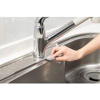 キッチンクリーナー シンクみがき 六角型 水だけでスッキリ アルミ粒子入り ライトグレー 1セット（1個（10枚入×5）カワタキコーポレーション