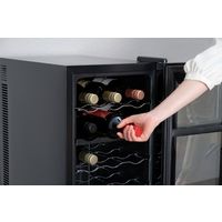 アイリスオーヤマ ワインセラー 50L IWC-P182A-B 1台