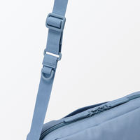 無印良品 背面ポケット付き 撥水ショルダーバッグ スモーキーブルー 良品計画