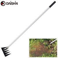 大進 草取りレーキ龍の爪 草刈り 草削り 道具 草取り 立ったまま DG-01R6 1本（直送品）