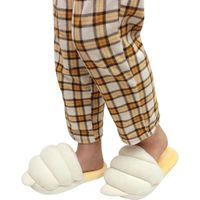 池田工業社 chobit on ソフトクリーム スリッパ バニラ 雑貨 350470 1個（直送品）