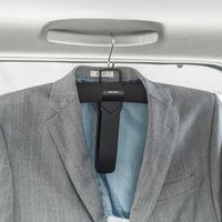 サンワダイレクト 車用ハンガー（ヘッドレスト取り付け・ハンガー・しわ防止・型崩れ防止・角度調整） 200-CAR059 1個（直送品）