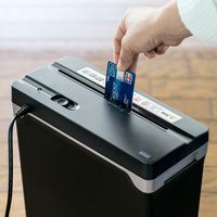 サンワダイレクト 電動シュレッダー（家庭用・オフィス用・マイクロカット・3枚細断・連続2分使用・カード対応） 400-PSD039 1個（直送品）