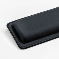 サンワサプライ 超大型低反発リストレスト(キーボード用) TOK-MU4BK 1個