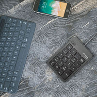 エレコム 有線テンキーパッド/パンタグラフ/薄型/ブラック TK-TCP018BK 1個（わけあり品）