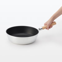 無印良品 鍋としても使える こびりつきにくいフライパン 深型 ガス火専用 約直径28cm 良品計画