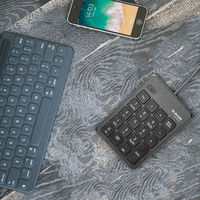 エレコム 有線テンキーパッド/パンタグラフ/薄型/ブラック TK-TCP018BK 1個（直送品）