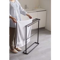 tower（タワー） 横から掛けられるバスタオルハンガー タワー スリム ブラック 5577 1台 山崎実業