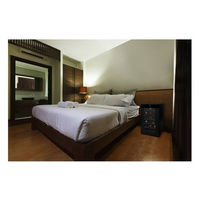 アイリスオーヤマ ワインセラー 50L IWC-P182A-B 1台