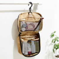 アイメディア 吊るせるトラベル洗面用具ポーチ 1010186 1個（直送品）