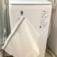 おしゃれで便利なまとめて洗える大物ネット フック付 1セット（3個）