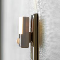 サンワダイレクト 人感センサー付きLEDライト（LEDライト・AC電源・屋内用・薄型・小型・ナイトライト） 800-LED026 1個（直送品）