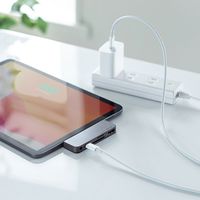 サンワサプライ iPad Pro専用ドッキングハブ SD iPadOS USB Type-C対応 USB-3TCHIP2 1個