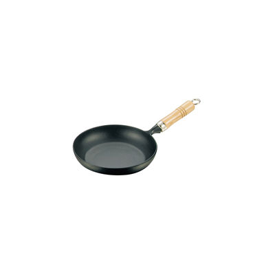 iwachu 中華鍋 　オムレツパン 南部鉄器 岩鋳 オムレツパン18(木柄付) の通信販売 - 【南部鉄器