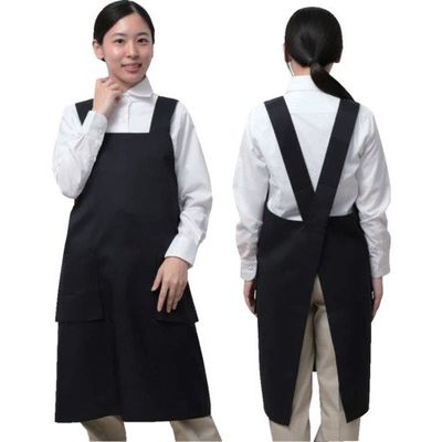 岡潮 ワンステップエプロン (ポリエステル100%) 8123 黒色 1枚(1着) 612-6133（直送品）