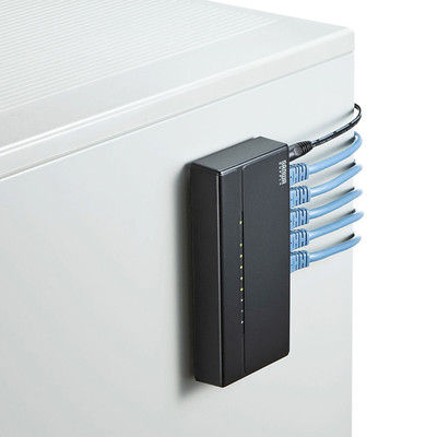 サンワサプライ スイッチングハブ(8ポート・マグネット付き) LAN-SWHP801BK 1個（直送品）