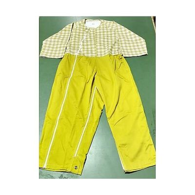 アズワン 介護つなぎ イエロー 3Lサイズ 10枚入 67-6638-63 1箱(10枚)（直送品）