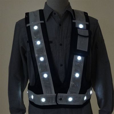 ミズケイ 多機能ベスト「光るんです」白LEDタイプ(紺/白) 3015102 1枚 208-5672（直送品）